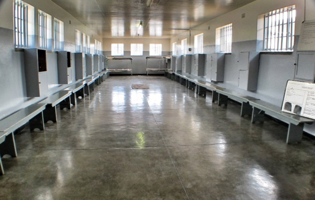 Keadaan dalam penjara di Robben Island