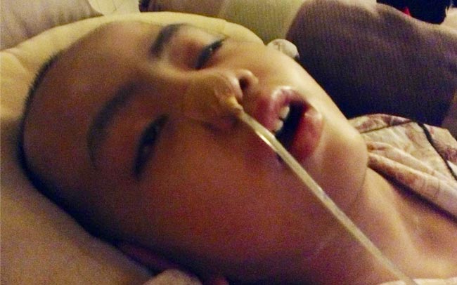 Adik Adam berusia 7 tahun