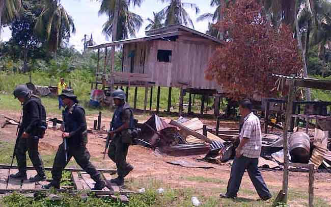 Meninjau Kampung Tanjung Batu