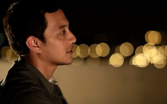 Redza Minhat beraksi dalam salah satu adegan