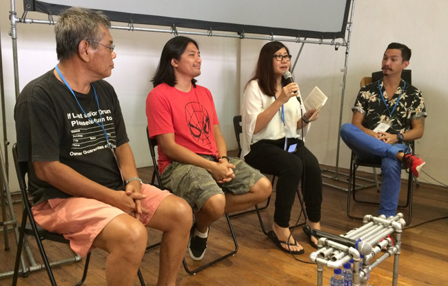 (Left to right) Rozlan Mohd Noor, Zan Azlee, Maya Tan Abdullah and Miguel Syjuco talking money.