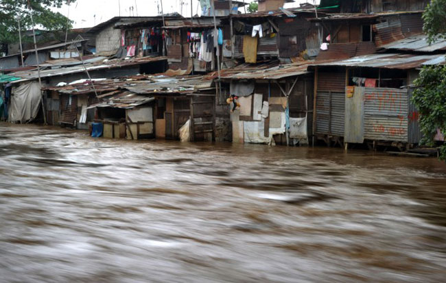 Jakarta floods worsens