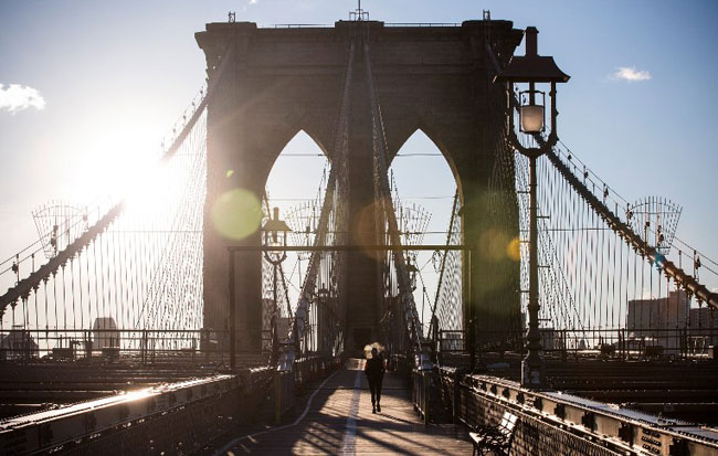 Radcliffe to star in 'Brooklyn Bridge'