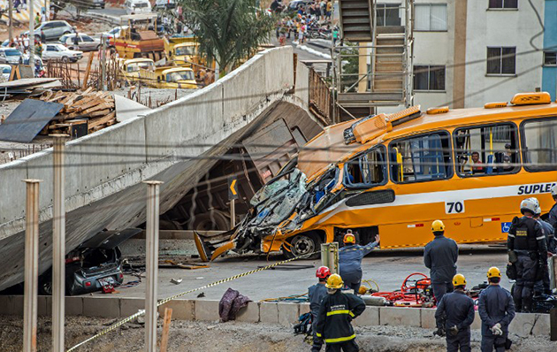 flyover runtuh Brazil