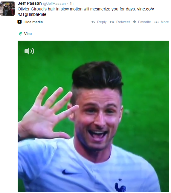 meskipun karim benzema meraih gelaran 'man of the match' kali ini, giroud mencuri perhatian dengan muat naik gambar-gambar kacaknya di laman twitter./  dilahirkan pada 30 september 1986, giroud memiliki ketinggian 192 sentimeter./  jejaka berbangsa perancis ini menyertai kelab arsenal di liga perdana inggeris pada jun 2012./  bertindak sebagai penyerang, dia dikenali kerana ketinggian dan ketangkasan bermain./  laman twitter rasmi giroud mengumpul lebih 770 ribu pengikut./