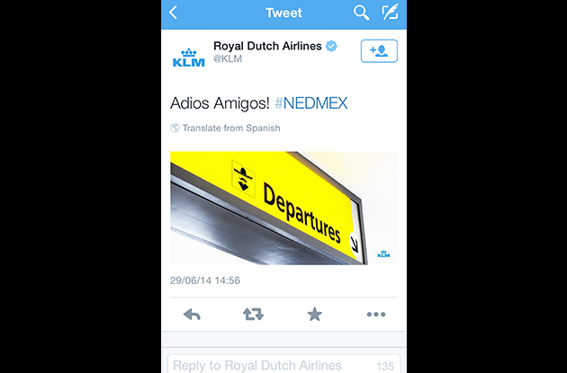 Twitter KLM yang memaparkan tweet Adios Amigos!