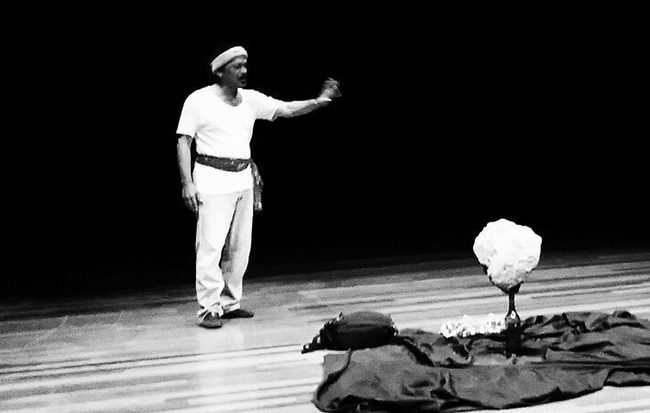 khalid salleh monolog jual ubat