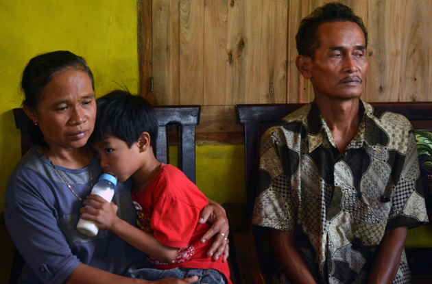 These women from Indonesia are usually the sole providers for their famiilies back home.