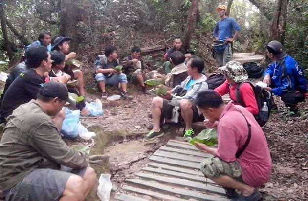 Malim gunung makanan