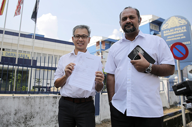 Gobind Singh dan Tony Phua