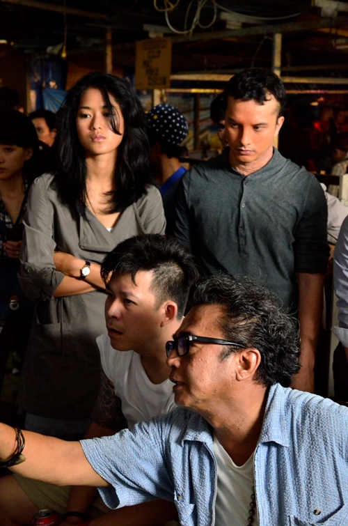 Pelakon Prisia Nasution sebagai Iva dan Nicholas Saputra (Belian) bersama pengarah Dain Said dan pengarah sinematografi Jordan Chiam - Foto oleh Danny Lim (c) Apparat 2015