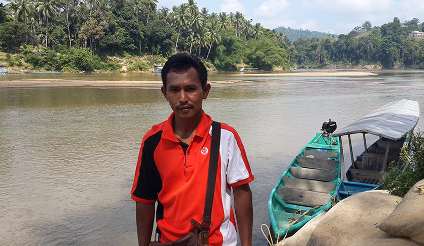 Kini laluan sungai hampir mustahil digunakan menyebabkan penduduk bagaikan terasing daripada dunia luar. - Foto Astro AWANI