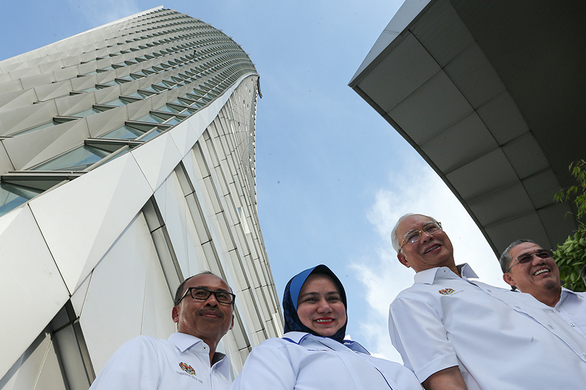 Menara Kerja Raya merupakan bangunan kerajaan pertama yang memperoleh Penarafan Green Building Index (GBI) tahap Platinum. - Foto Astro AWANI / Shahir Omar