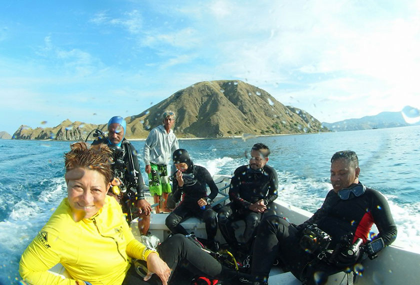 There were 14 of us on board not including the cruise director, the crew and the cook.