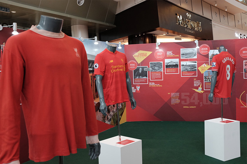 LFC World membawakan suasana Anfield terus kepada peminatnya di Malaysia. - Foto Astro AWANI/Israr Khalid