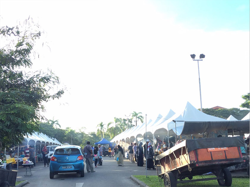 Seperti pasar tani dan pasar malam, di brunei mereka mempunyai Tamu dan salah satu Tamu yang terkenal adalah Tamu Gadong. 