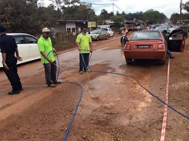 Malaysia shipped more than 20 million tonnes of bauxite to China from January to November last year, up nearly 700 percent from the year before.