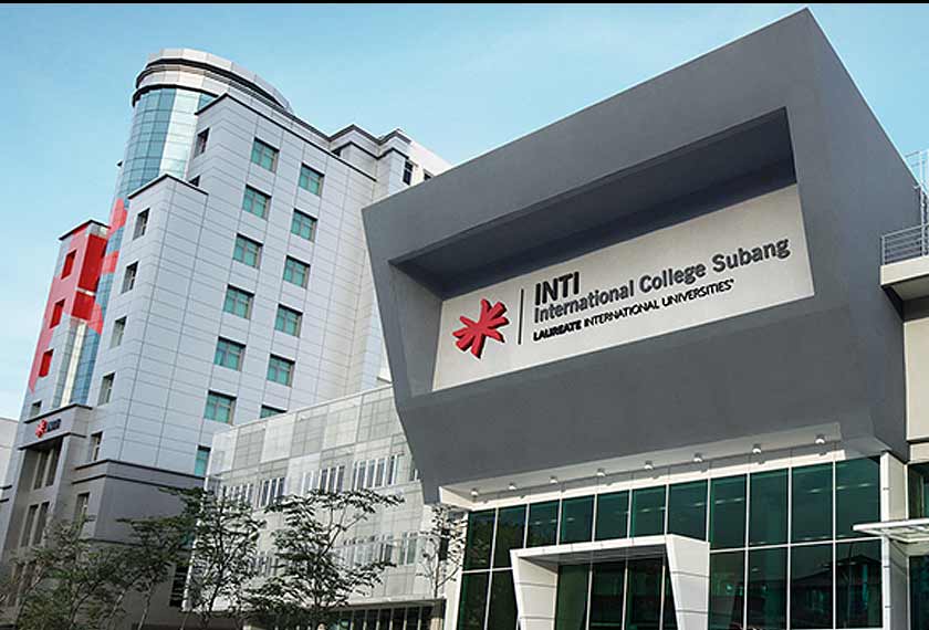 Piramid tin terbesar - Foto international.newinti.edu.my