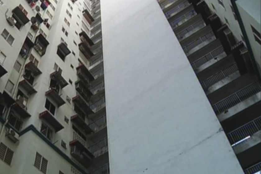 Bangunan flat di mana seorang ibu mencampak bayinya dari tingkat 18. - Astro AWANI