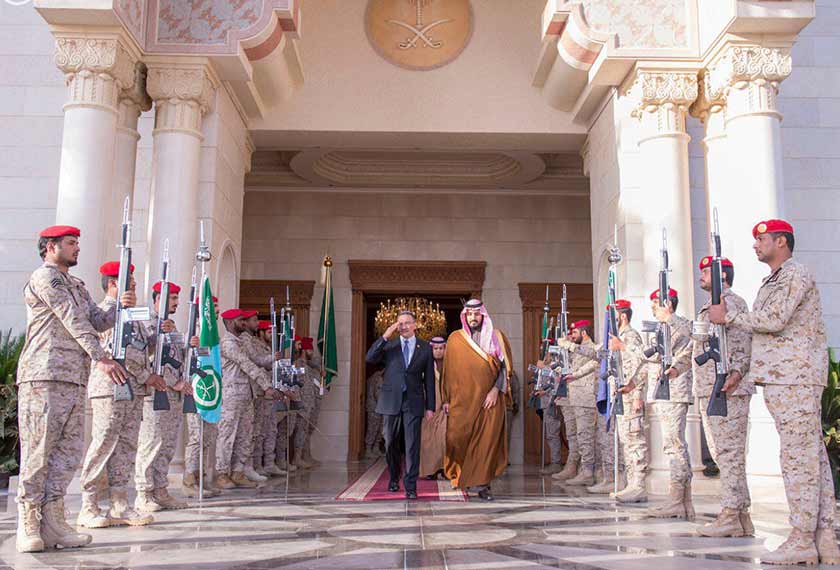 Hishammudin juga mengadakan pertemuan dengan Menteri Negara Qatar bagi Hal Ehwal Pertahanan Mejar Jen Hamad Ali Al-Attiyah dan bertukar-tukar pandangan mengenai isu-isu keselamatan dan pertahanan demi kepentingan bersama.