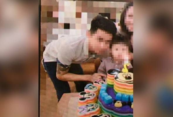 Seorang lelaki berusia 32 tahun yang mempunyai kaitan dengan keluarga berkenaan dipercayai menembak kesemua mangsa.