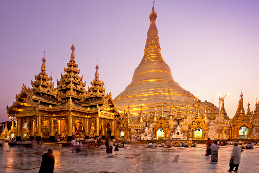 The Shwedagon Pagoda in Yangon ©Xavier Arnau/Istock.com