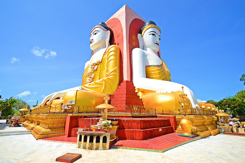 Four huge Buddhas facing the four cardinal directions at the Kyaik Pun Pagoda ©amarikon/Istock.com