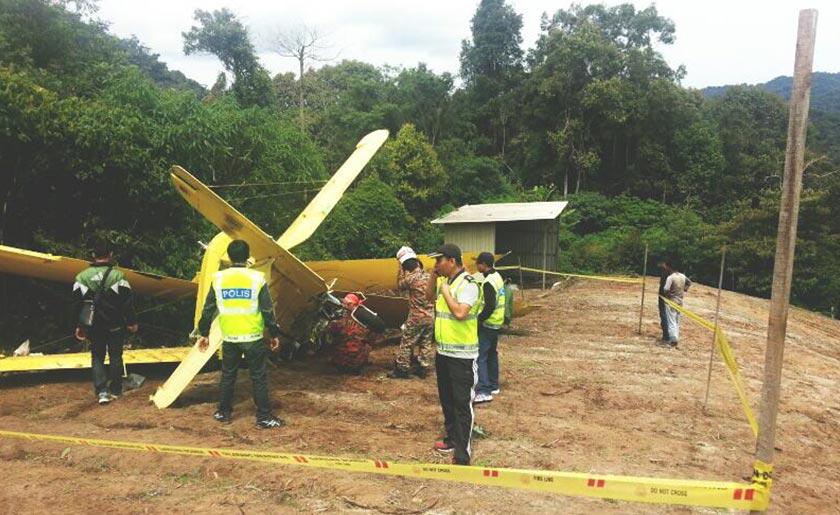 The aircraft was used to spray fertiliser at the Sungai Palas Tea Plantation.