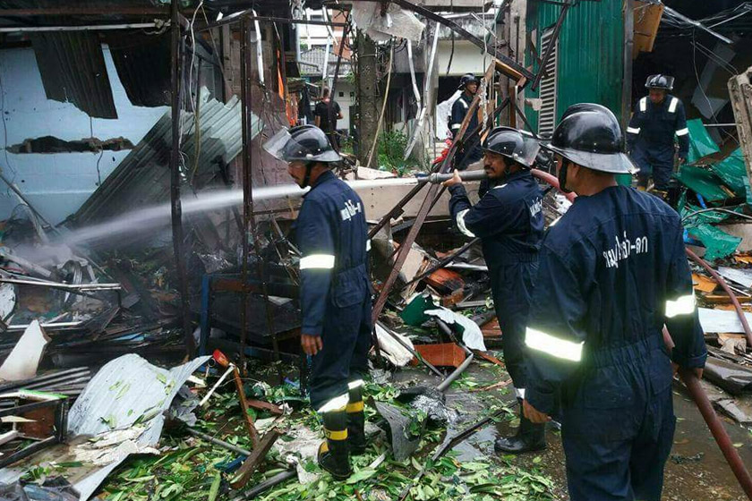 Dianggarkan 50kg bahan letupan diletakkan dalam kereta itu.