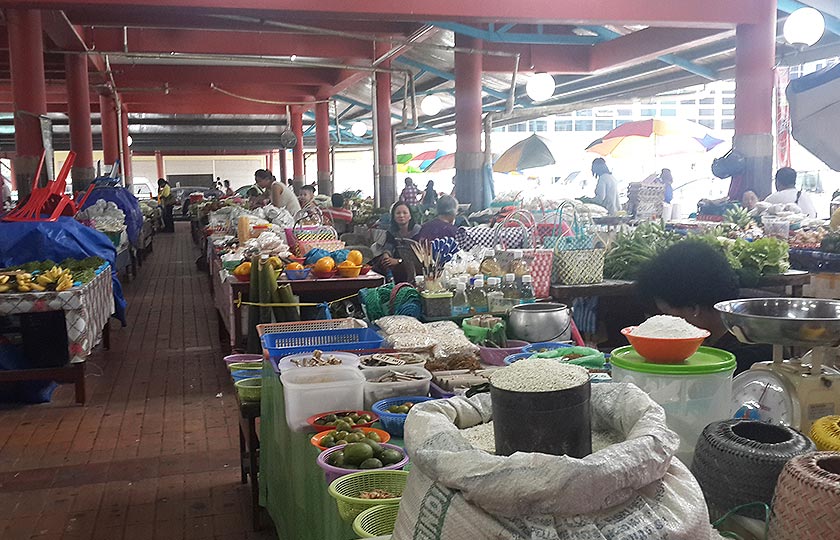 Dengan siapnya projek pembinaan jalan Kanowit-Kapit nanti, mereka berharap ia bakal membawa pembangunan yang amat dinanti-nantikan penduduk Kapit.- Foto Astro AWANI / Tan Su Lin