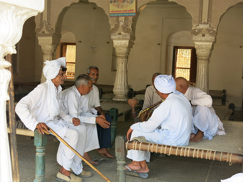 Informal village councils throughout India continue to resolve disputes between citizens privately without police. They're often criticized as being 