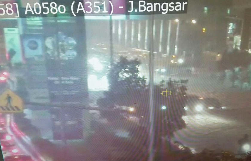 Flash flood on Jalan Bangsar