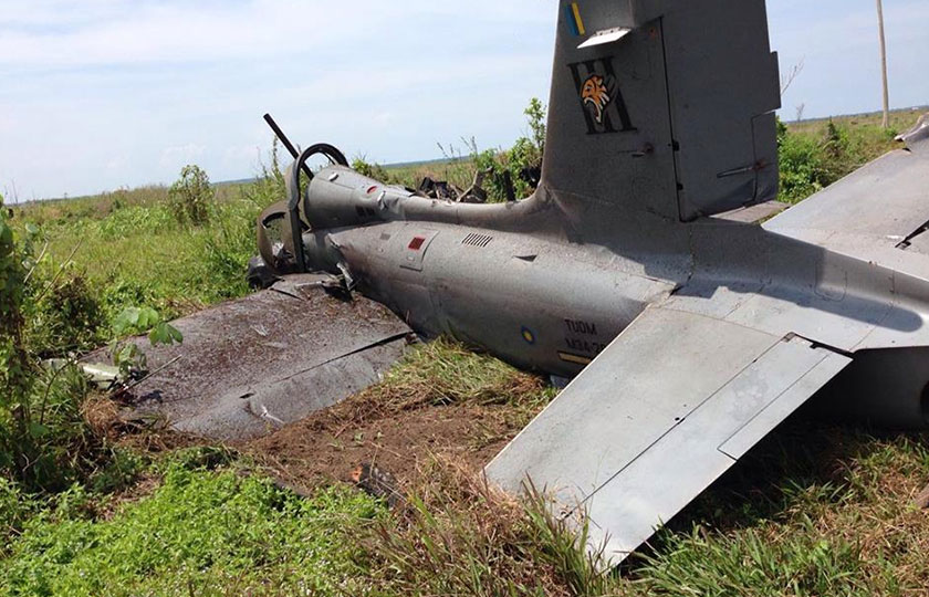 Pesawat mengalami masalah enjin ketika membuat penerbangan latihan.