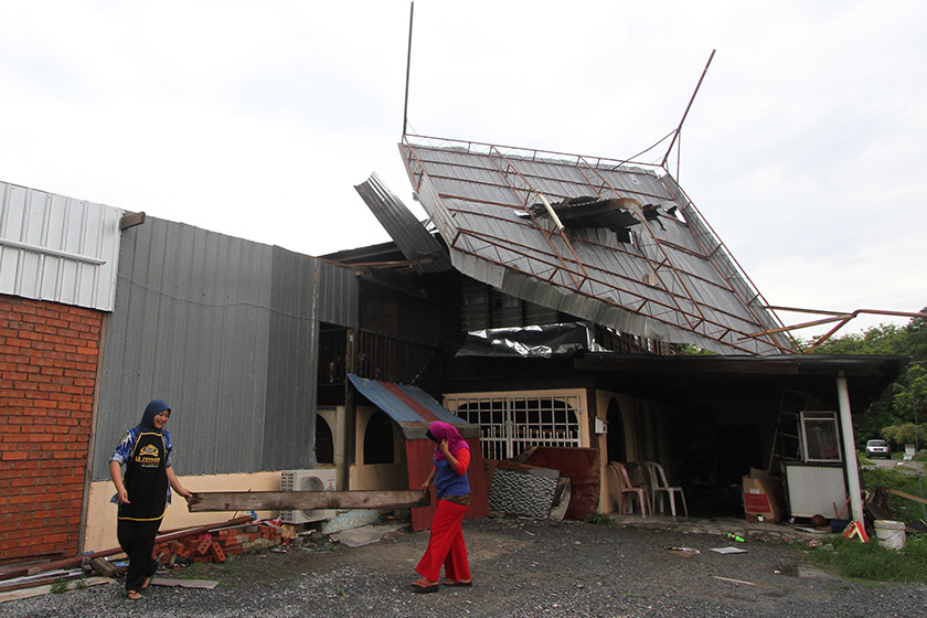 Kesan daripada kejadian ribut tersebut.