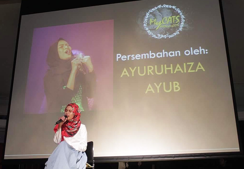 Ayuruhaiza Ayub membuat persembahan di MyCATS 2016. - Gambar KUL