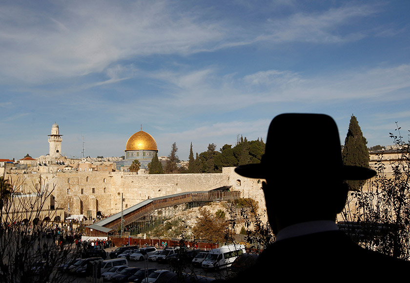 Dunia Islam khuatir dengan kata-kata Donald Trump tentang hak Israel di Baitulmaqdis semasa kempen politiknya. - Gambar fail