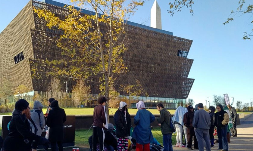 Muzium Sejarah dan Kebudayaan Afika-Amerika Kebangsaan Amerika Syarikat dibuka pada September 2016. Sejak dibuka, muzium ini tidak pernah lengang dari pengunjung. - Foto Karim Raslan
