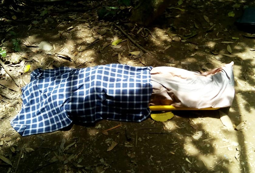 Kejadian terjadi apabila salah seorang daripada mereka cuba mengambil seliparnya yang terjatuh di pusar air sedalam kira-kira empat meter. - Foto Jabatan Bomba dan Penyelamat Malaysia