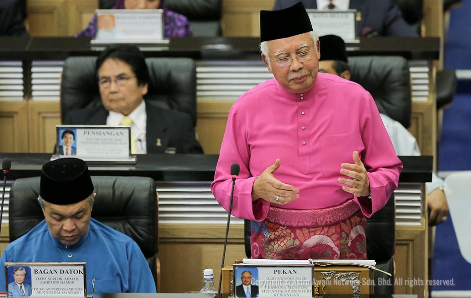 Perdana Menteri Datuk Seri Najib Tun Razak yang juga Menteri Kewangan membentangkan Bajet 2017 di Dewan Rakyat pada Jumaat.