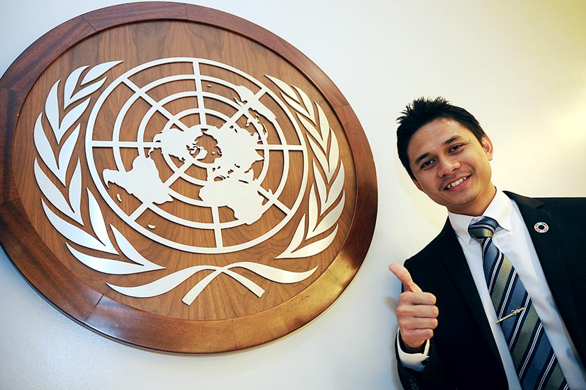 Mohd Lutfi Fadil Lokman says he has always been inspired with the humanitarian works of Mercy Malaysia, Doctors Without Borders and other NGOs. - fotoBERNAMA