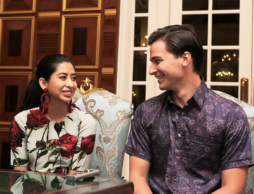 Tunku Tun Aminah berkata, beliau tertarik dengan Dennis Muhammad kerana perwatakan bakal suaminya yang baik dan lemah lembut. - Foto ihsan Royal Press Office