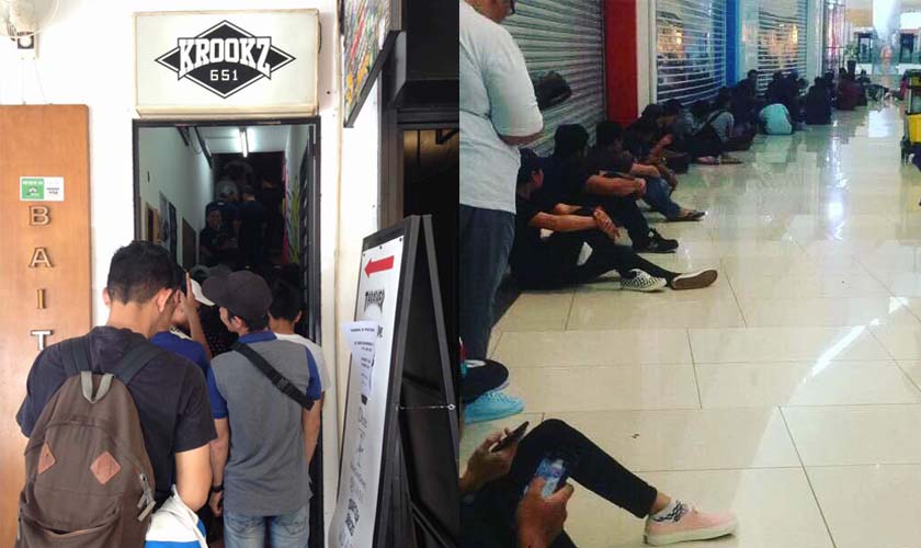 Orang ramai beratur panjang beberapa jam sebelum kedai buka untuk mendapatkan kasut signature colorway Vans Padin Musa. Gambar - Nizar Hashim.