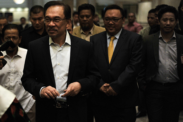 Anwar kini menjalani hukuman penjara lima tahun atas kesalahan meliwat bekas pembantu peribadinya pada 2008