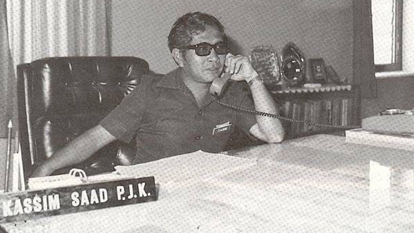 Cikgu Kassim Saad ketika menjadi Pengetua Kolej Sultan Abdul Hamid pada tahun 1983-88. -Alumni KSAH8387