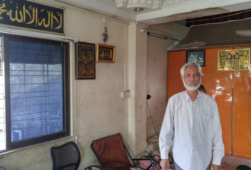 U Tin Win di rumahnya. - Foto oleh Karim Raslan