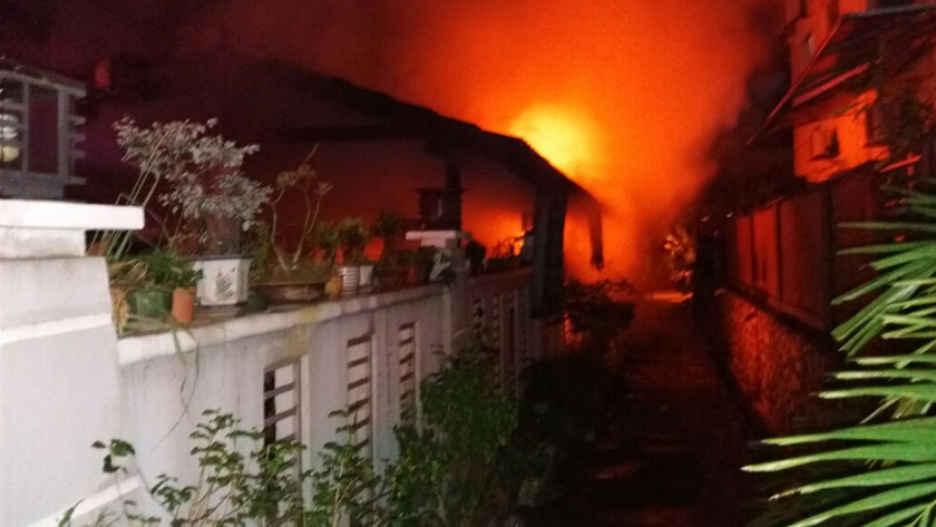 Kebakaran yang berlaku awal pagi mengorbankan empat nyawa.