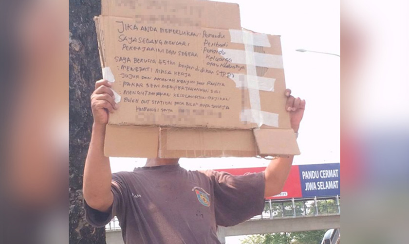 Foto yang kini rancak dikongsi pengguna media sosial.