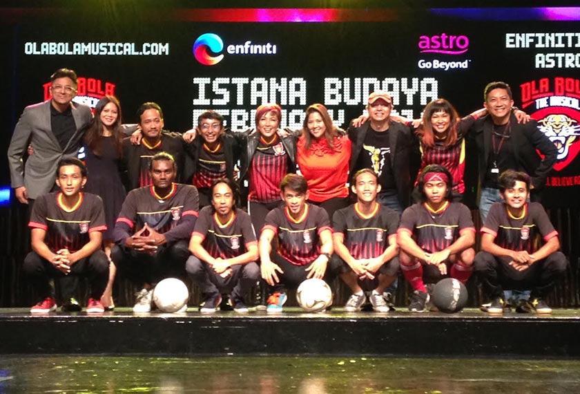 Antara tenaga kerja yang akan memastikan kejayaan Ola Bola The Musical.