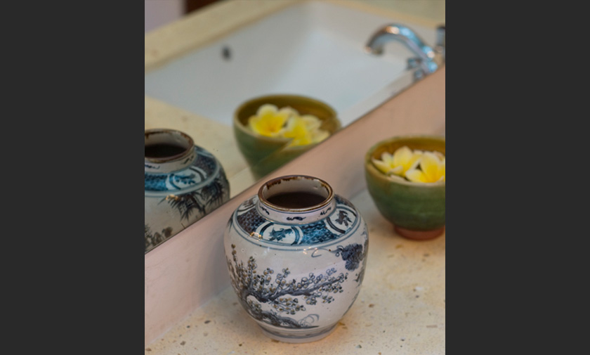  Porcelain wares were being exported to Europe by the time of the Ming Dynasty (1368–1644 AD). Karim Raslan Photo