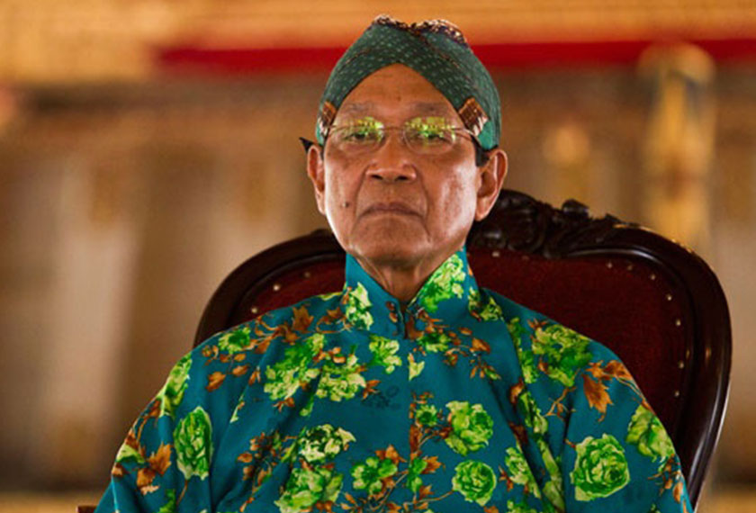 Sri Sultan Hamengkubuwono X adalah Sultan dari Kesultanan Yogyakarta yang bersejarah di Indonesia dan Gubernur Daerah Istimewa Yogyakarta. Foto TEMPO